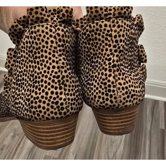 GB GIRLS Suede Leather Animal Print Side Ruffle Booties - Size 5 - Stylish & Fun - Picture 4 of 6